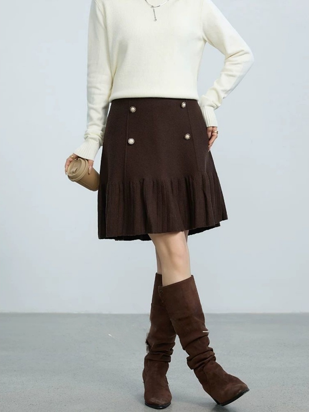 Women Fashion Over The Years - Saia Godê Plus Size com Cintura